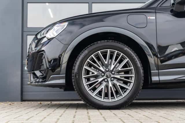 Audi Q3 (2024) thumbnail 16