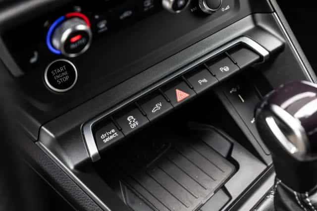 Audi Q3 (2024) thumbnail 35