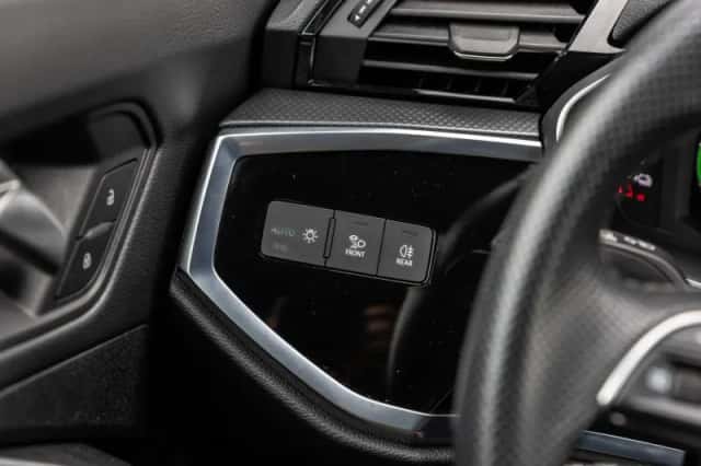 Audi Q3 (2024) thumbnail 40