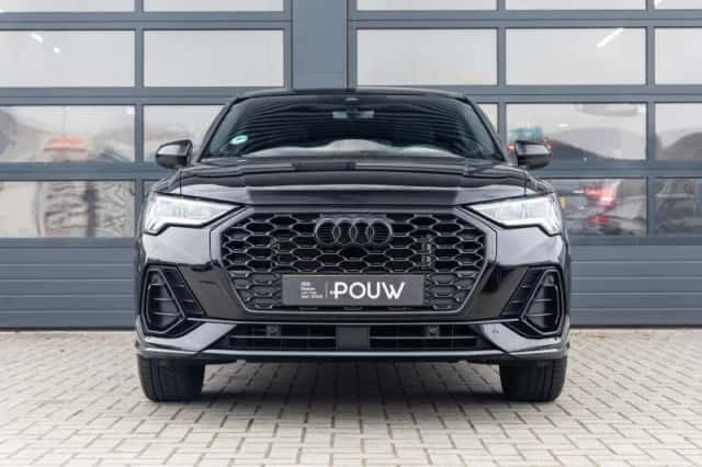 Audi Q3 (2024) thumbnail 9