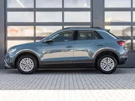 Volkswagen T-Roc (2023) thumbnail 13