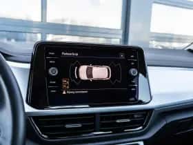 Volkswagen T-Roc (2023) thumbnail 24