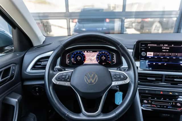 Volkswagen T-Roc (2023) thumbnail 31