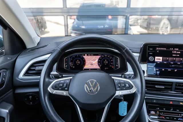 Volkswagen T-Roc (2023) thumbnail 32