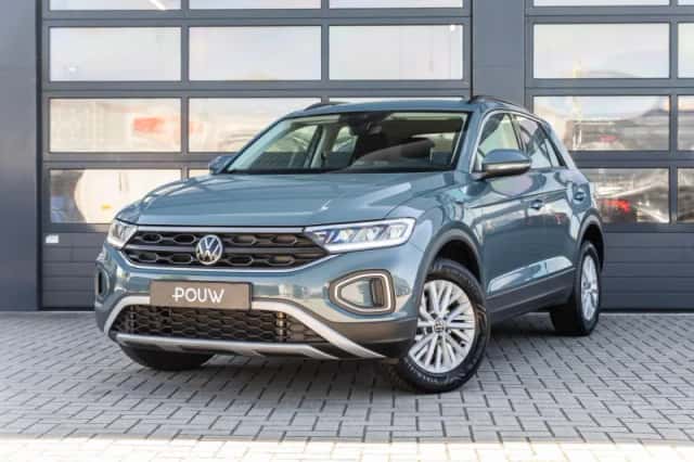 Volkswagen T-Roc (2023) thumbnail 38