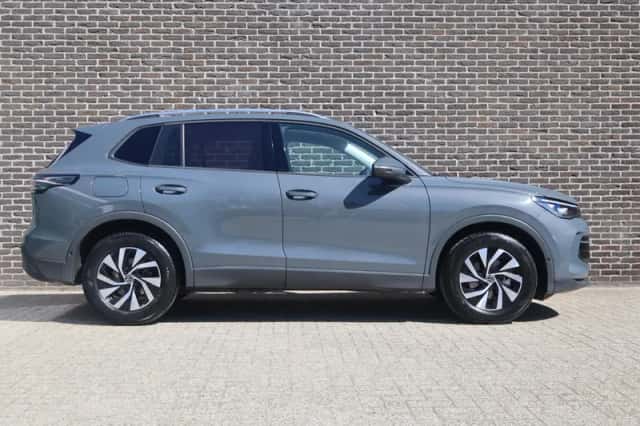 Volkswagen Tiguan (2025) thumbnail 3