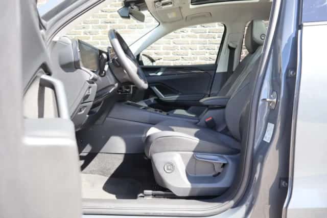 Volkswagen Tiguan (2025) thumbnail 22