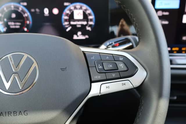 Volkswagen Tiguan (2025) thumbnail 26