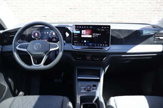 Volkswagen Tiguan (2025) thumbnail 5