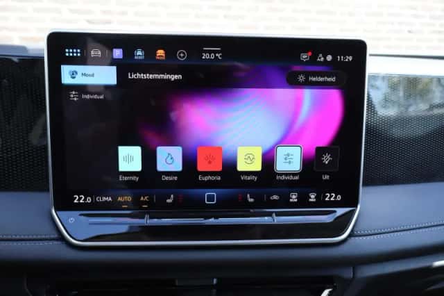 Volkswagen Tiguan (2025) thumbnail 41