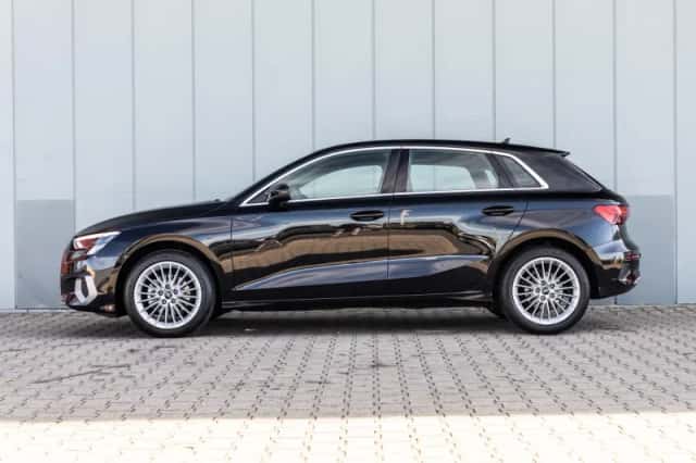 Audi A3 (2023) thumbnail 13