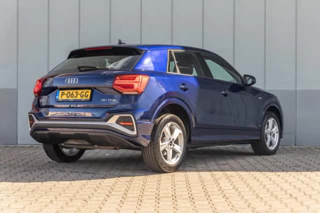 Audi Q2 (2022) thumbnail 2