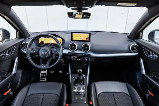 Audi Q2 (2022) thumbnail 5