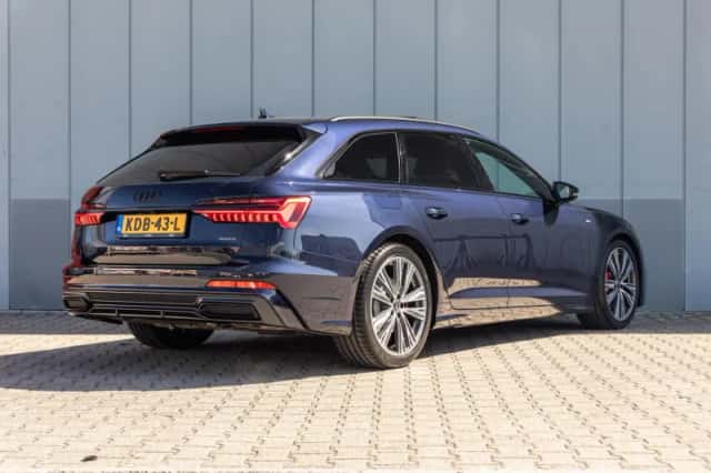 Audi A6 (2022) thumbnail 2