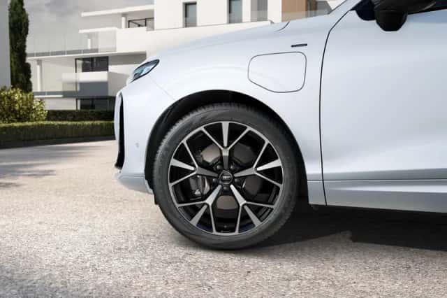 Audi Q3 (2026) thumbnail 8