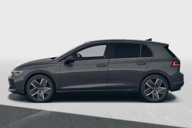 Volkswagen Golf (2026) thumbnail 3