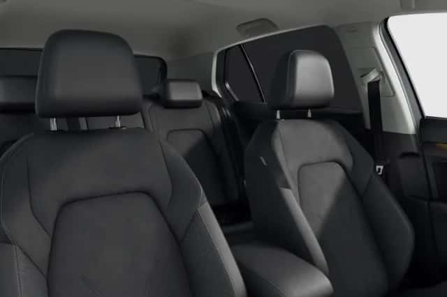 Volkswagen Golf (2026) thumbnail 4