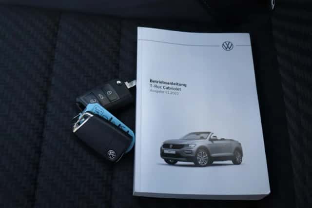 Volkswagen T-Roc (2023) thumbnail 15