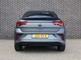 Volkswagen T-Roc (2023) thumbnail 9