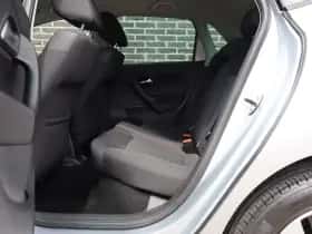 Volkswagen Polo (2016) thumbnail 17