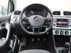 Volkswagen Polo (2016) thumbnail 19