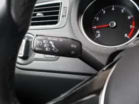 Volkswagen Polo (2016) thumbnail 21
