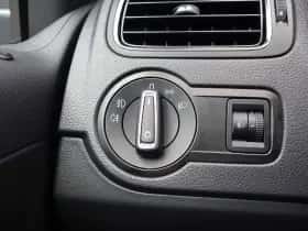 Volkswagen Polo (2016) thumbnail 32