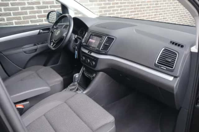 Volkswagen Sharan (2023) thumbnail 16