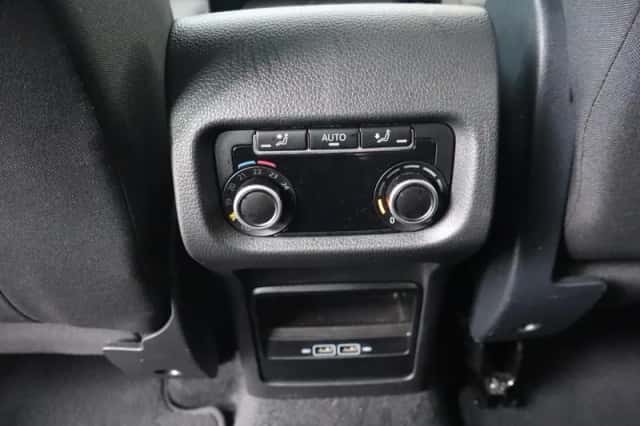 Volkswagen Sharan (2023) thumbnail 24