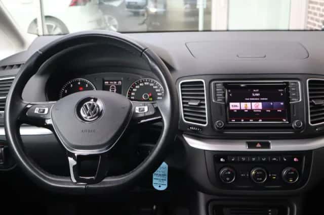 Volkswagen Sharan (2023) thumbnail 25