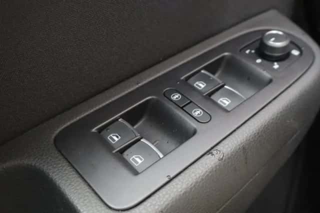 Volkswagen Sharan (2023) thumbnail 28