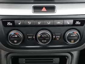 Volkswagen Sharan (2023) thumbnail 40