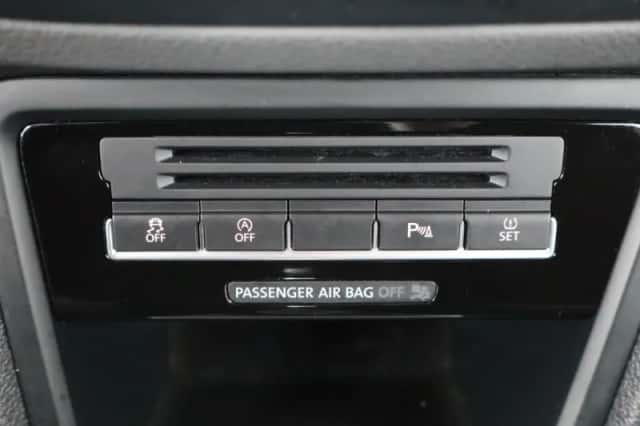 Volkswagen Sharan (2023) thumbnail 42