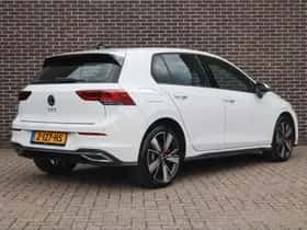 Volkswagen Golf (2022) thumbnail 2