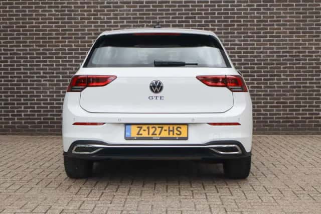 Volkswagen Golf (2022) thumbnail 12