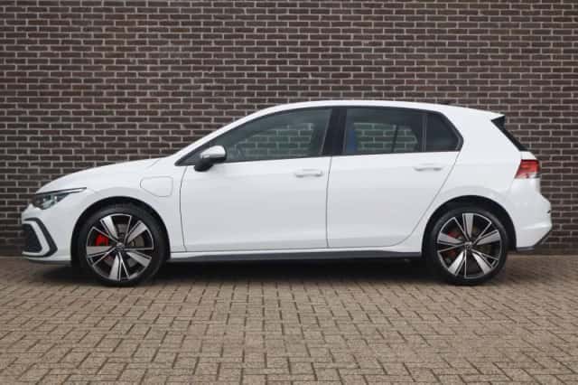Volkswagen Golf (2022) thumbnail 14