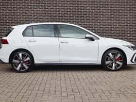 Volkswagen Golf (2022) thumbnail 3