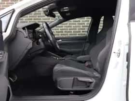 Volkswagen Golf (2022) thumbnail 21