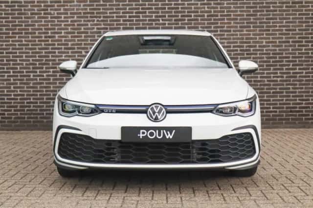 Volkswagen Golf (2022) thumbnail 9