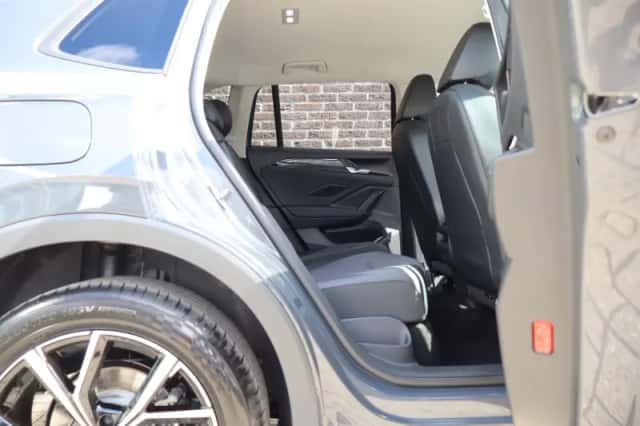 Volkswagen Tiguan (2026) thumbnail 35