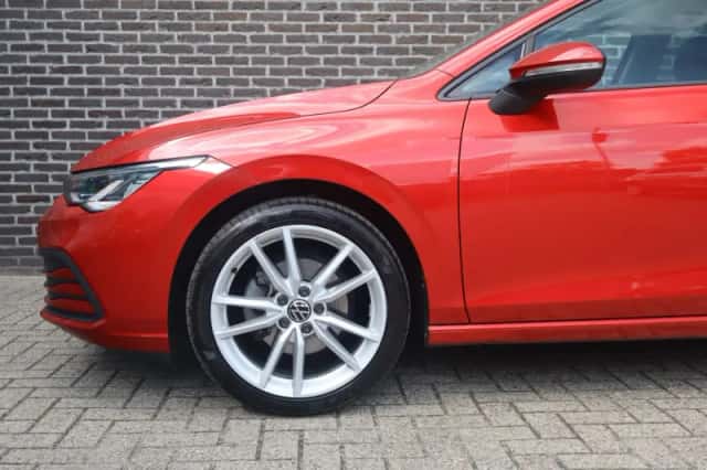 Volkswagen Golf (2022) thumbnail 13
