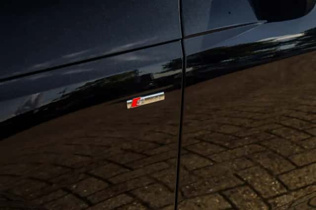 Audi A4 (2024) thumbnail 16