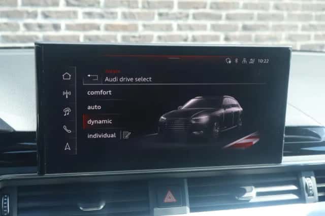 Audi A4 (2024) thumbnail 33