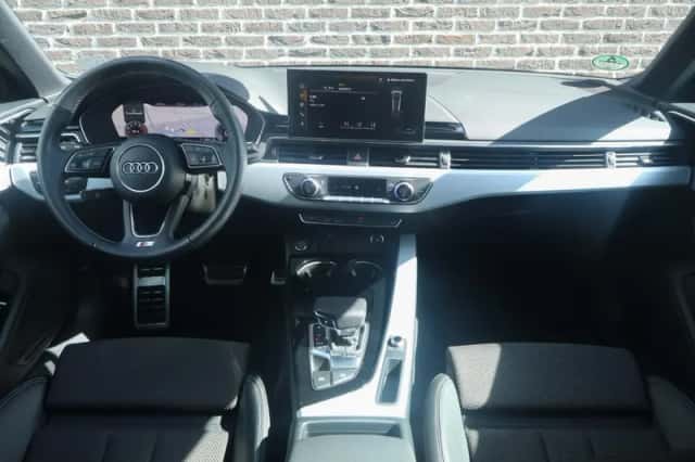 Audi A4 (2024) thumbnail 5