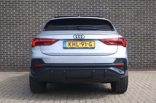 Audi Q3 (2023) thumbnail 11
