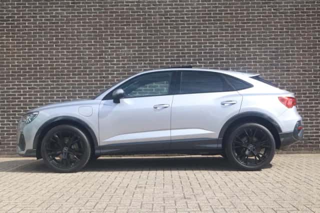 Audi Q3 (2023) thumbnail 14
