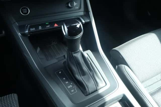 Audi Q3 (2023) thumbnail 36