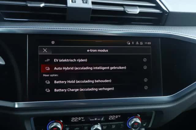 Audi Q3 (2023) thumbnail 51