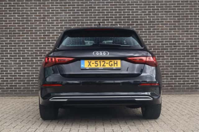 Audi A3 (2023) thumbnail 11