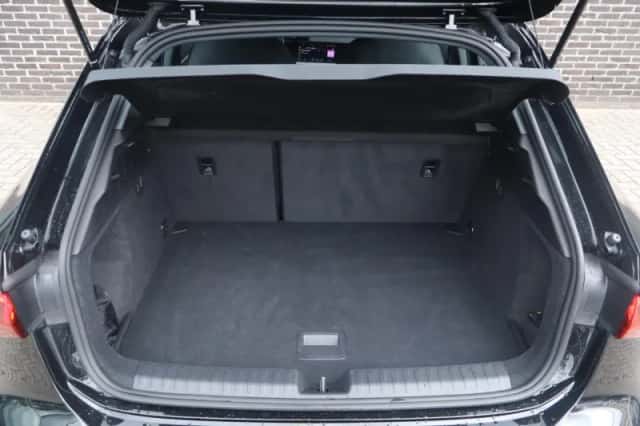 Audi A3 (2023) thumbnail 18